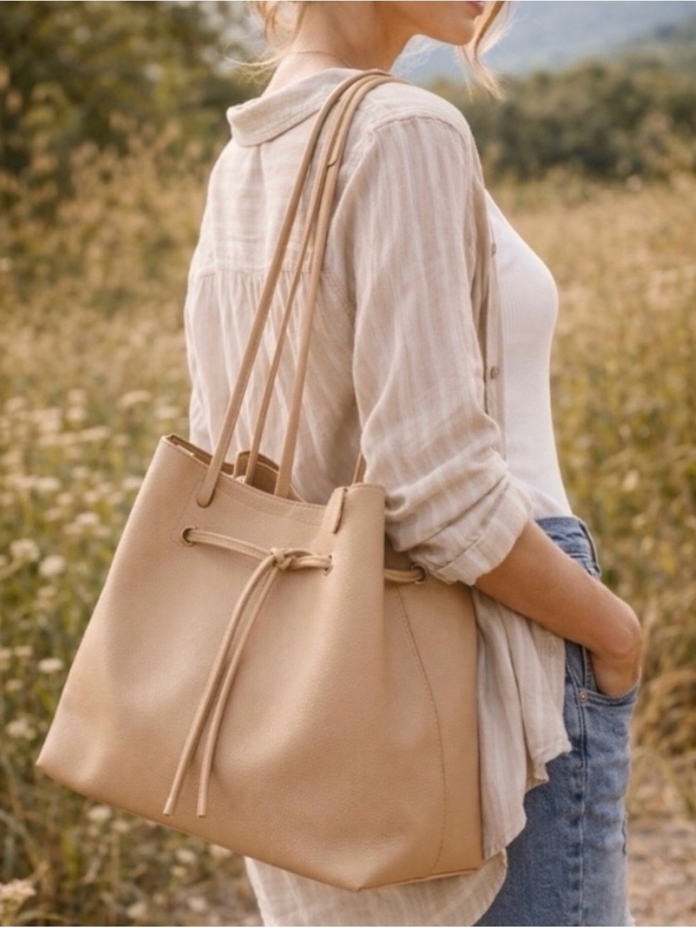 8 Other Reasons Women's Drawstring Tote Bag in Beige